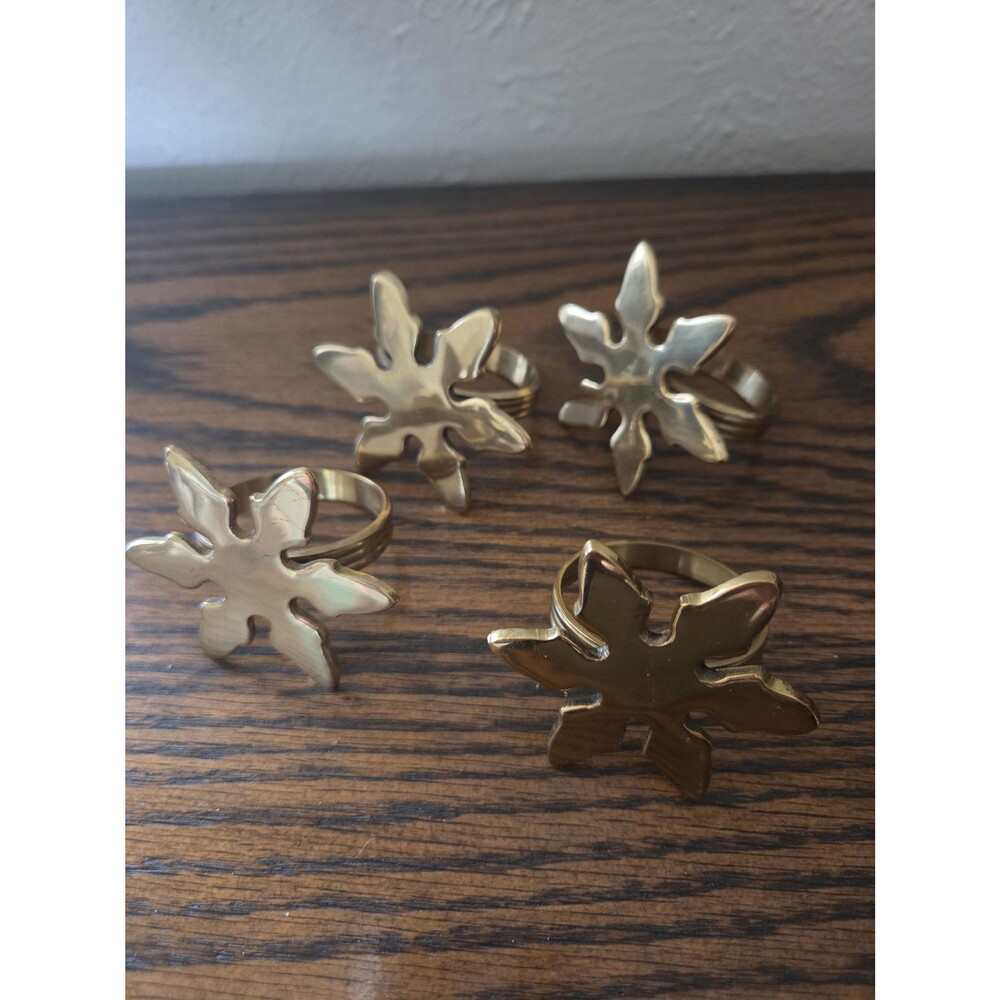Vintage Set of 4 Gold Starburst Napkin Rings Brass Flower Napkin Holders